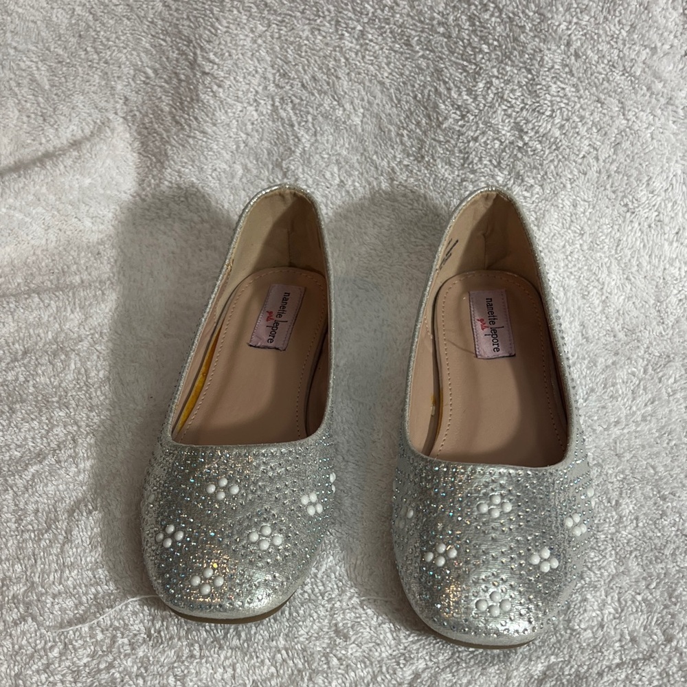 Nanette Lepore Silver Floral Embellished Flats - Picture 6 of 7
